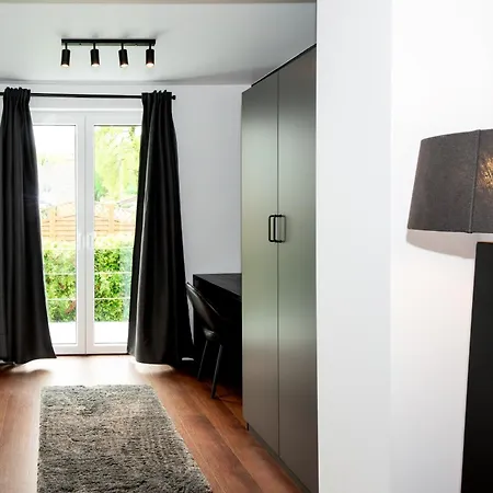 Ξενοδοχείο Deluxe 3*